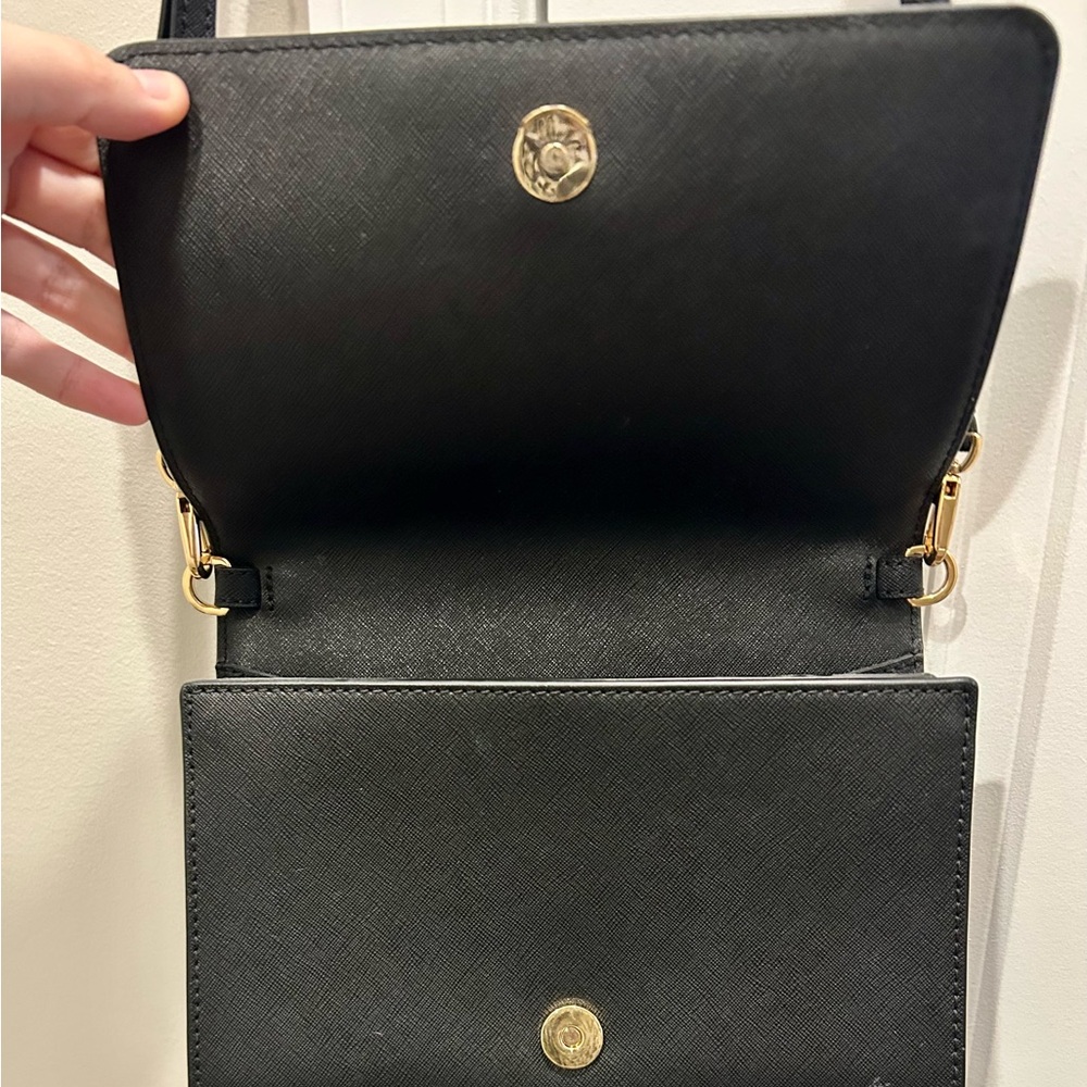 Tory Burch Classic Black Crossbody Bag - Picture 5 of 7